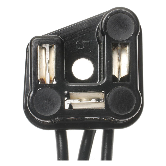 PT92 BWD Headlight Connector