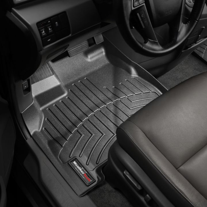 443541 WeatherTech® Custom Front FloorLiner™, Black